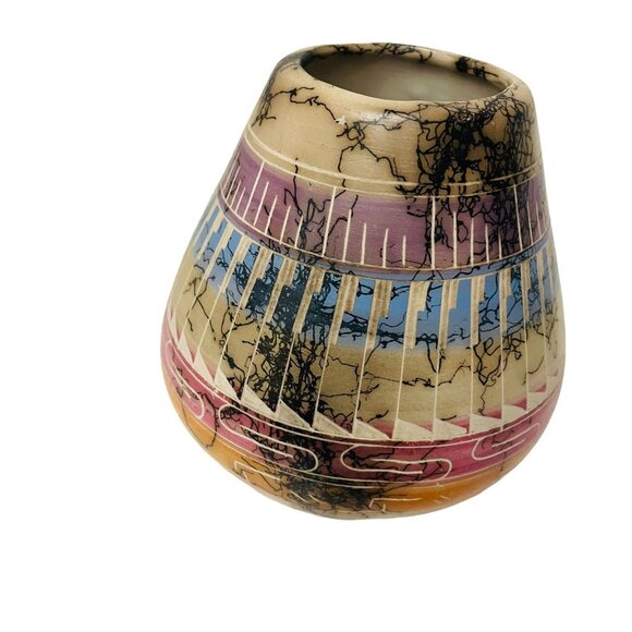 Handcrafted Navajo Pottery Vase Signed VT 4.5" Colorful Southwestern Decor VT Nu - Picture 6 of 8